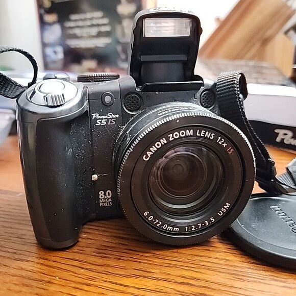 Canon Other - Canon Powershot S5 IS Digital Camera 8.0 Mega Pixels